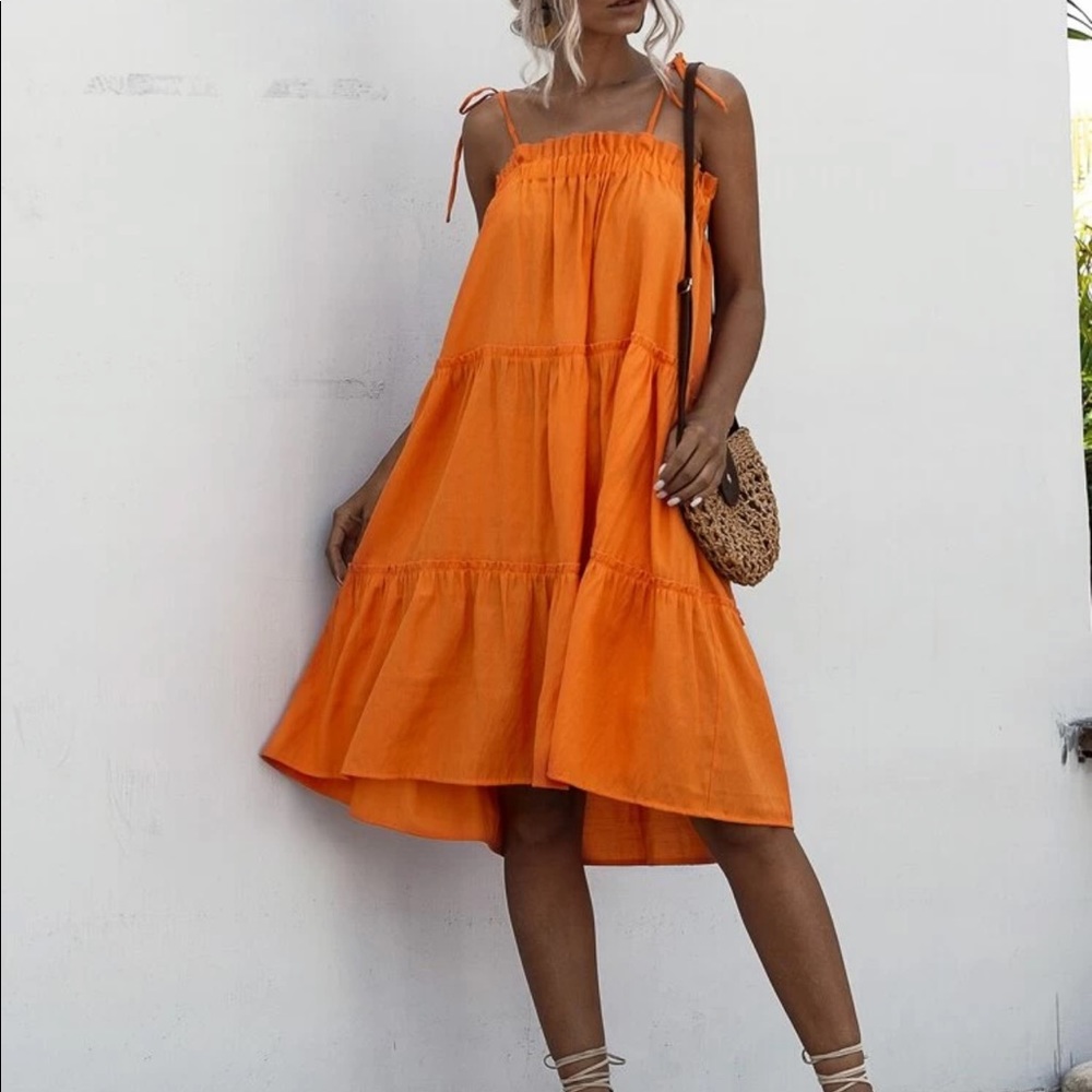 size Large summer dress brand new excellent condition loose flowing dress